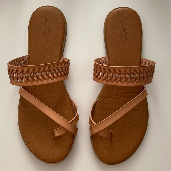 Universal Thread Shoes | Universal Thread Sandals | Poshmark